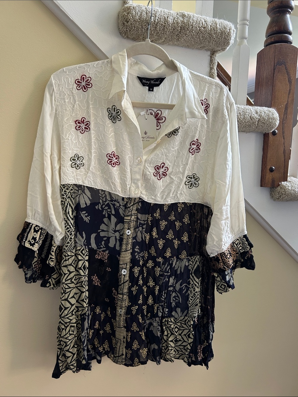 YOUNG THREADS NWT 🎉Top Dress Cream black Patterned Embroidered Sm Large Xlarge